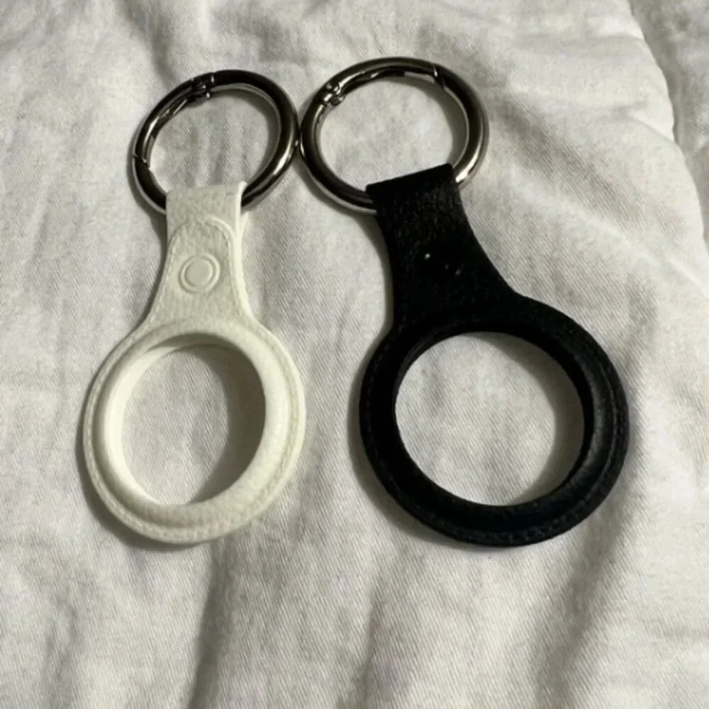 Air tag holders, 2 pack, new, black and white, Moko Brand